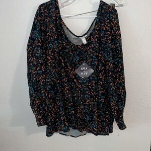 Ava & Viv top size 4x